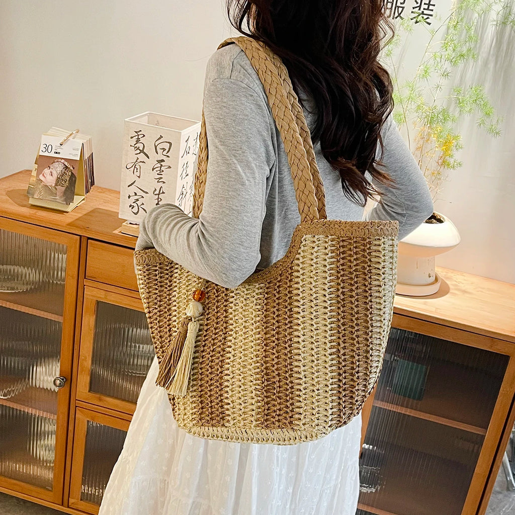 Women handbags.2025 Summer New Striped Handbag Large-capacity lightweight leisure one-shoulder straw bag holiday shopping basket