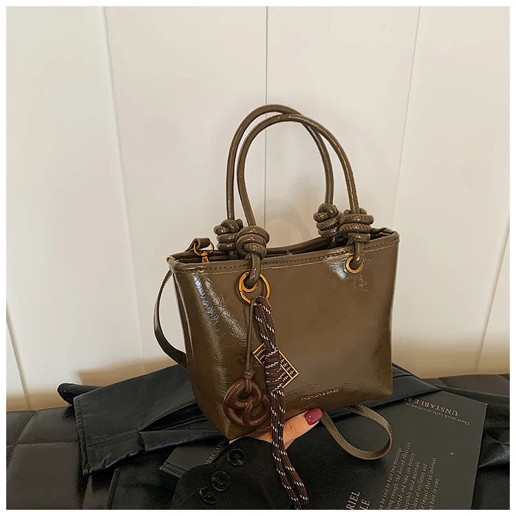 Fashion Top-handle Bags For Women Red Handbag Luxury Brand Designer Shoulder Crossbody Bags With Pendant Bucket Totes Bolsas