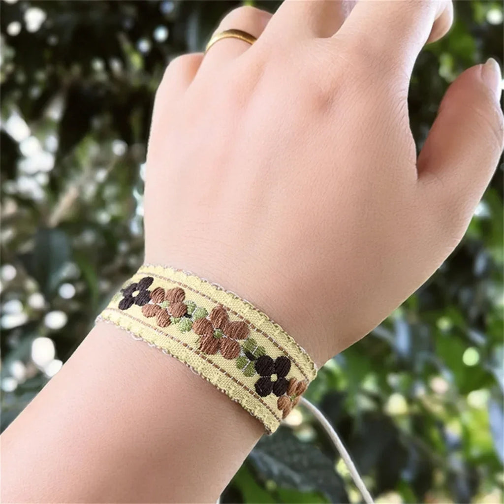 1pcs Boho Strawberry Flower Embroidered Bracelet for Kids Handmade Braided Bracelet