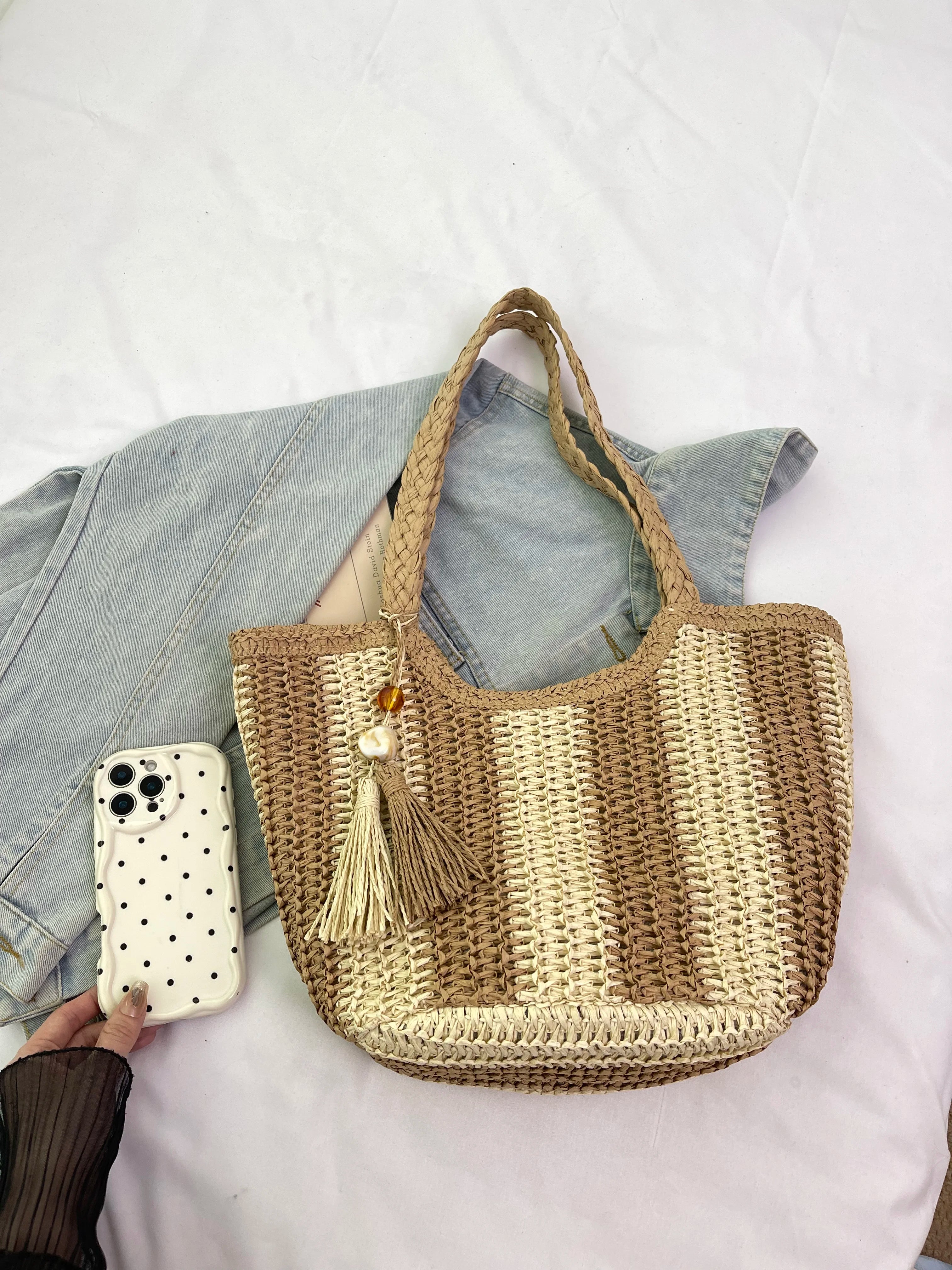 Women handbags.2025 Summer New Striped Handbag Large-capacity lightweight leisure one-shoulder straw bag holiday shopping basket