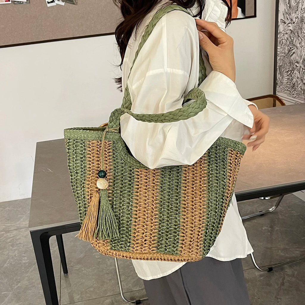 Women handbags.2025 Summer New Striped Handbag Large-capacity lightweight leisure one-shoulder straw bag holiday shopping basket