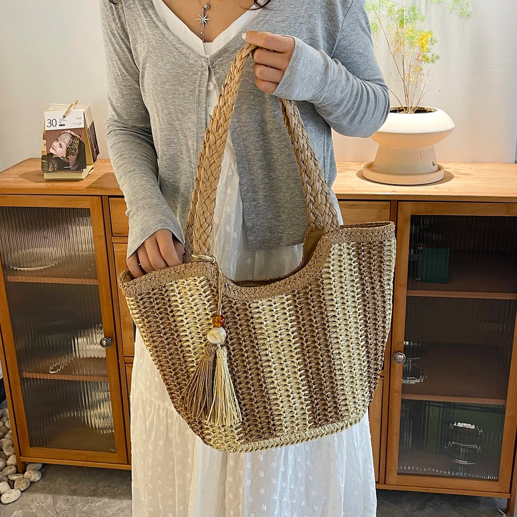 Women handbags.2025 Summer New Striped Handbag Large-capacity lightweight leisure one-shoulder straw bag holiday shopping basket