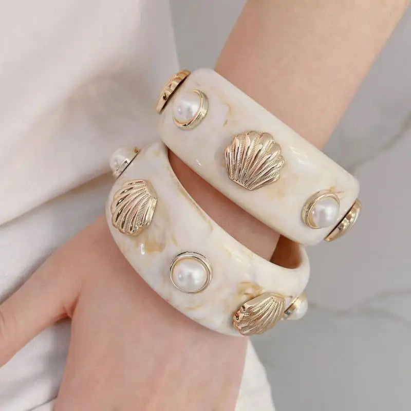 Bohemian Shell Resin Braclets For Women Geometric Hyperbole Vintage Bangles Jewelry Fashion Elegant Acrylic Pulseras